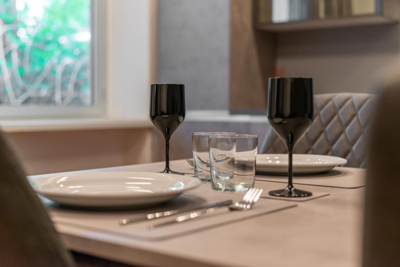 We Home - Broletto Boutique Milan Luaran gambar
