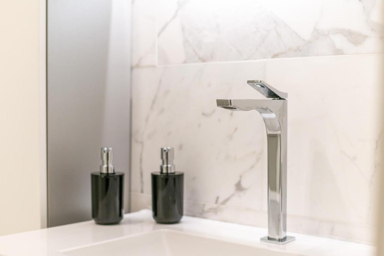 We Home - Broletto Boutique Milan Luaran gambar