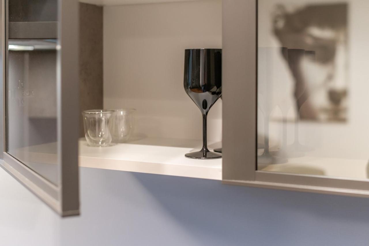 We Home - Broletto Boutique Milan Luaran gambar