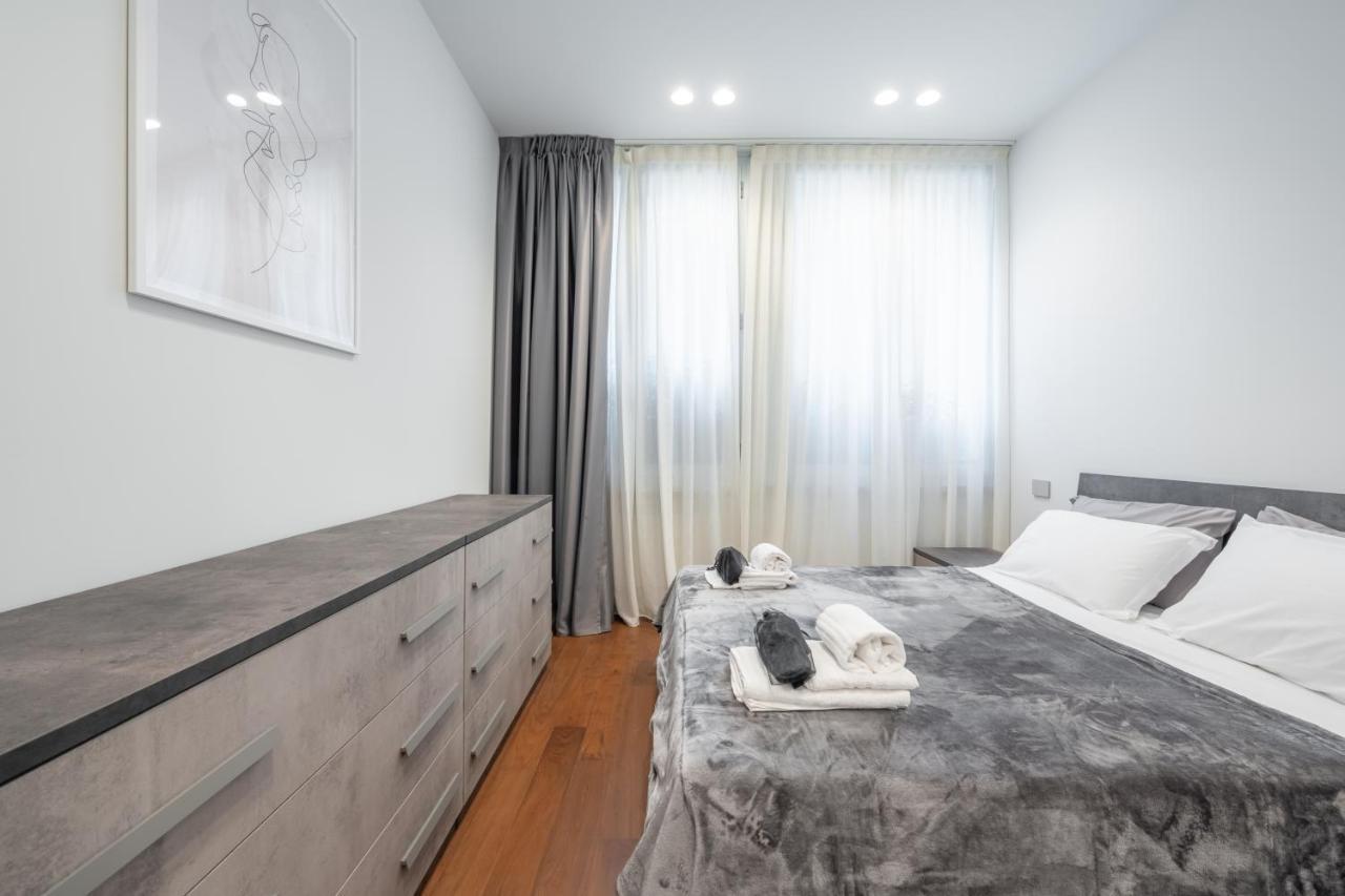 We Home - Broletto Boutique Milan Luaran gambar