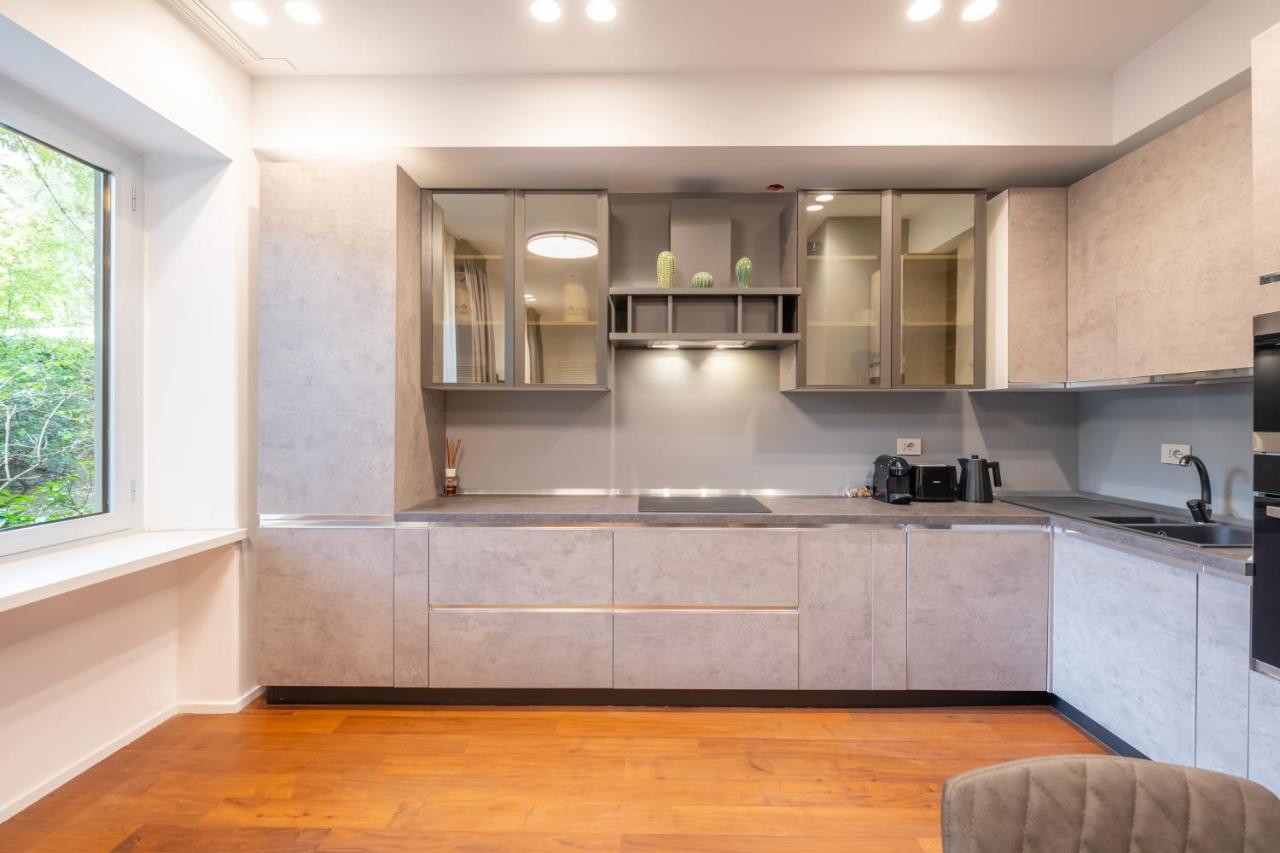 We Home - Broletto Boutique Milan Luaran gambar