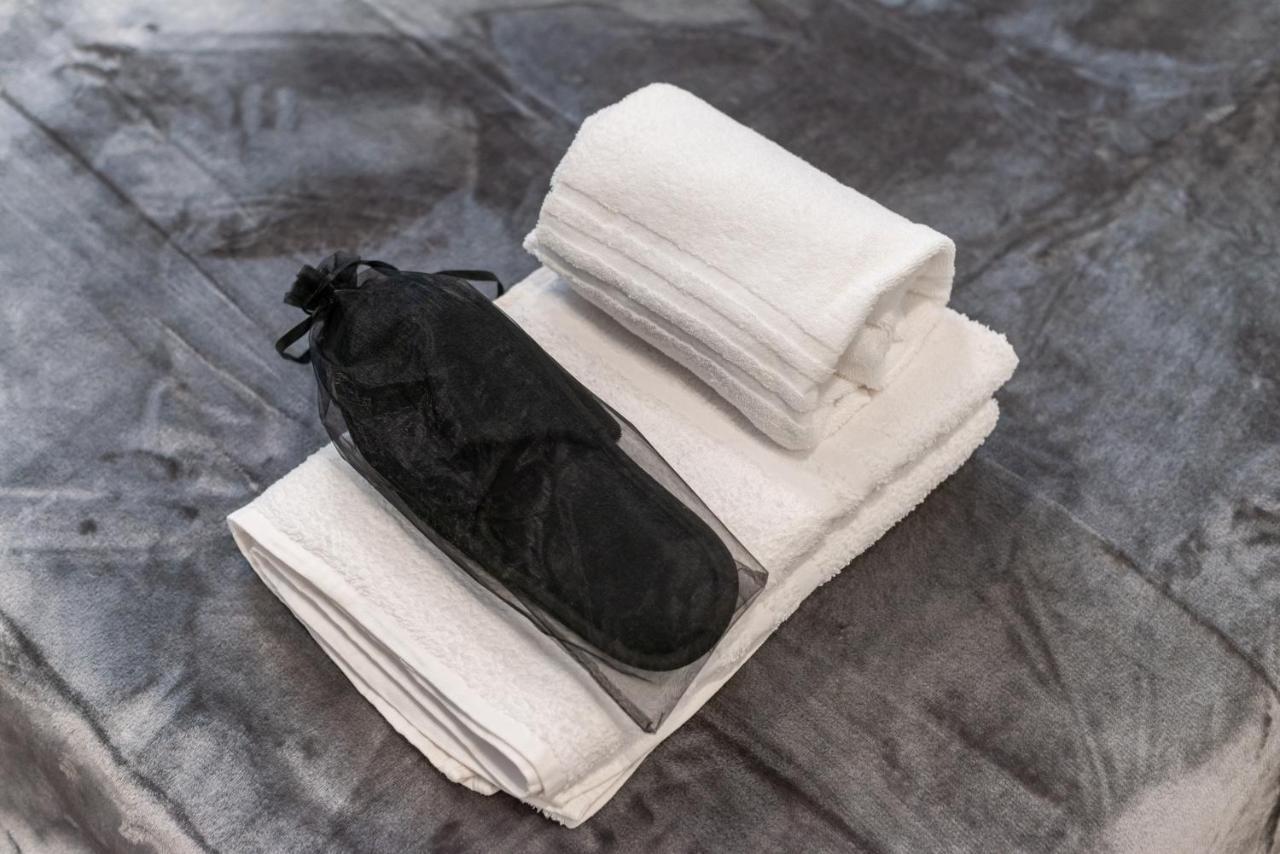 We Home - Broletto Boutique Milan Luaran gambar